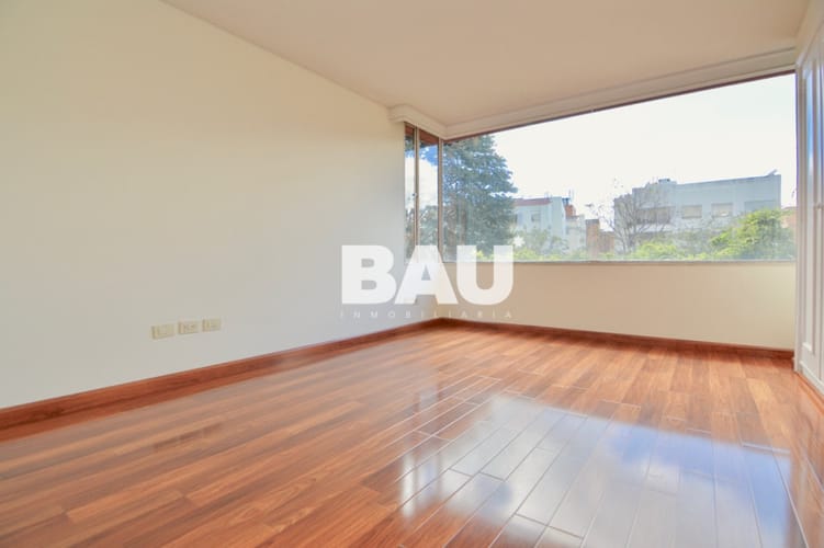 Apartamento de 3 alcobas en venta en Santa Barbara Central, Bogotá, 175 m² · foto 19 de 23