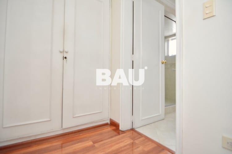 Apartamento de 3 alcobas en venta en Santa Barbara Central, Bogotá, 175 m² · foto 20 de 23