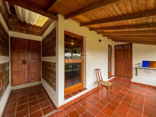 Casa de 4 alcobas en arriendo en Las Antillas, Envigado, 180 m² · foto 23 de 24