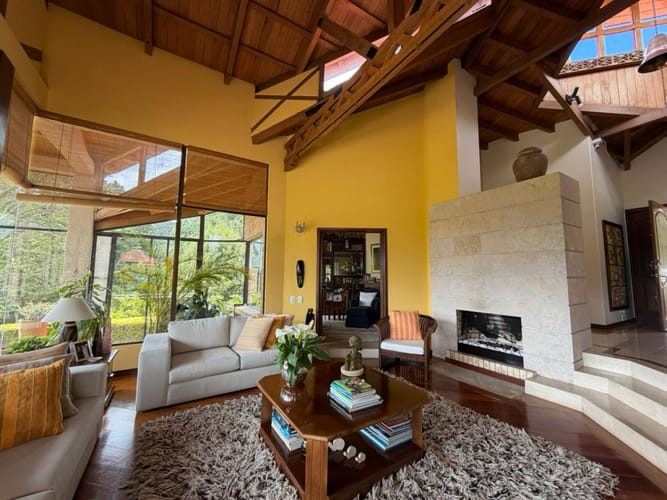 Casa de 3 alcobas en venta en Yerbabuena, Chía, 400 m² · foto 2 de 17
