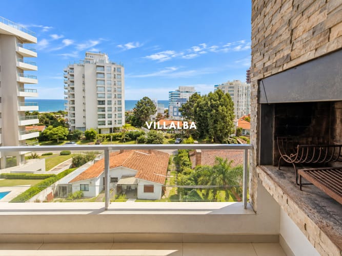 Se vende excelente departamento.