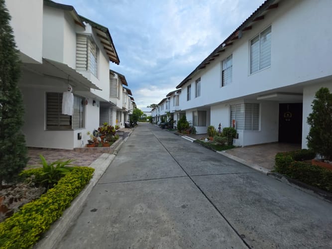 Casa de 3 alcobas en arriendo en Los Caminitos, Palmira, 65 m² · foto 5 de 24