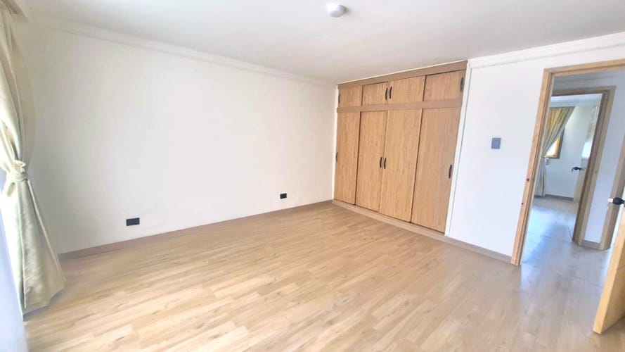 Apartamento de 5 alcobas en venta en Chicó Navarra, Bogotá, 120 m² · foto 9 de 18