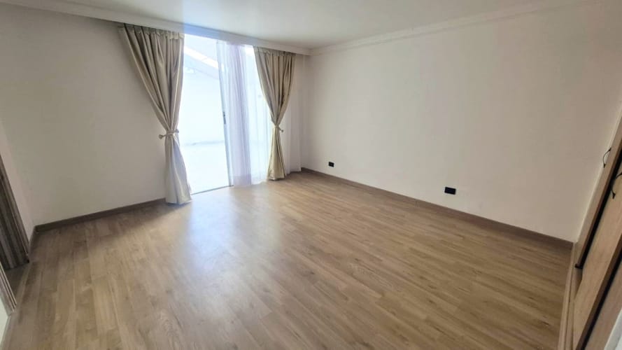 Apartamento de 5 alcobas en venta en Chicó Navarra, Bogotá, 120 m² · foto 10 de 18