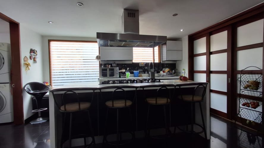 Casa de 4 alcobas en arriendo en San Jose De Bavaria, Bogotá, 380 m² · foto 8 de 24