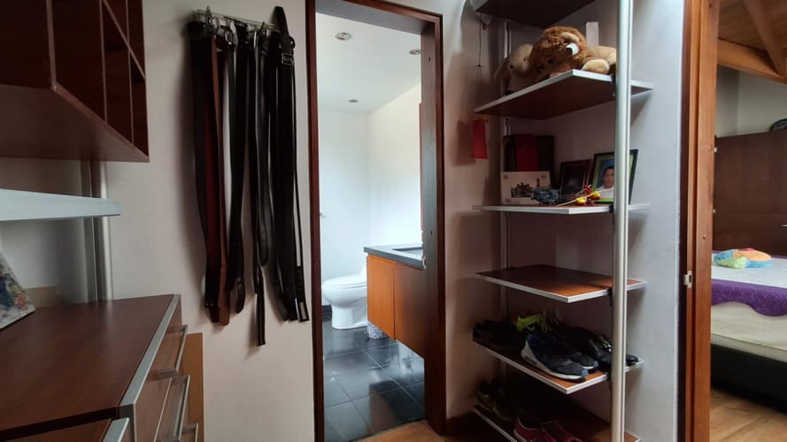 Casa de 4 alcobas en arriendo en San Jose De Bavaria, Bogotá, 380 m² · foto 13 de 24