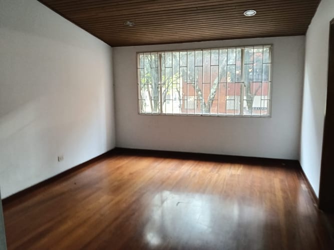 Casa de 5 alcobas en venta en Puente Largo, Bogotá, 430 m² · foto 12 de 24