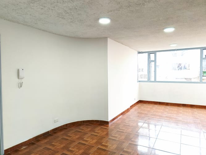 Apartamento de 2 alcobas en venta en El Recuerdo, Bogotá, 78 m² · foto 6 de 18