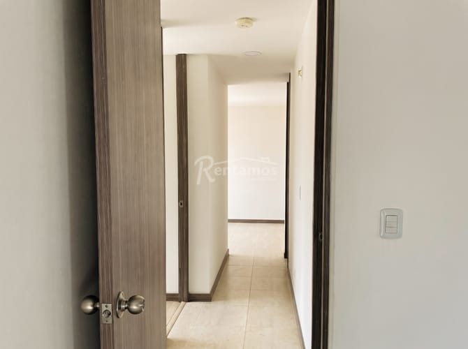 Apartamento de 3 alcobas en venta en Mayorca, Sabaneta, 66 m² · foto 9 de 21