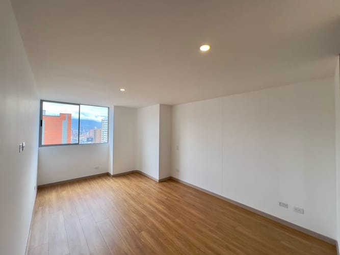 Apartamento de 2 alcobas en venta en Villa Carlota, Medellín, 85 m² · foto 9 de 18