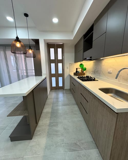 Apartamento de 3 alcobas en venta en Centro, Bello, 80 m² · foto 7 de 10