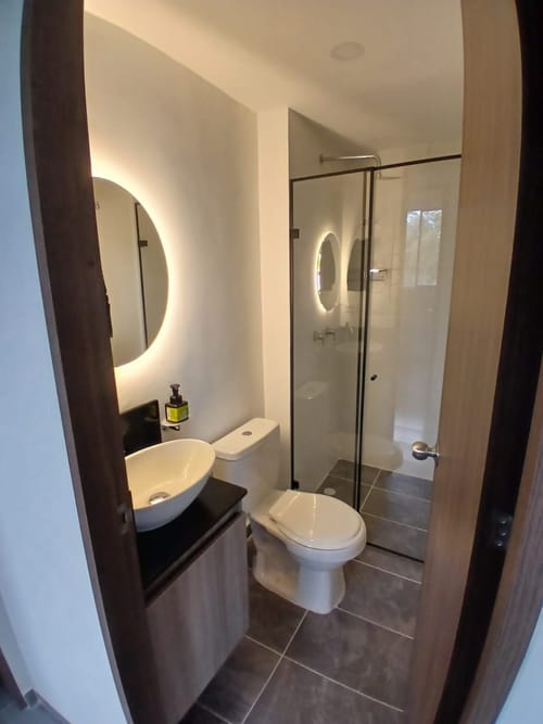 Apartamento de 2 alcobas en venta en Centro, Rionegro, 51 m² · foto 5 de 20