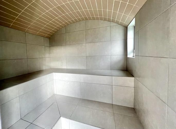 Casa de 6 alcobas en venta en El Tesoro, Medellín, 900 m² · foto 18 de 24