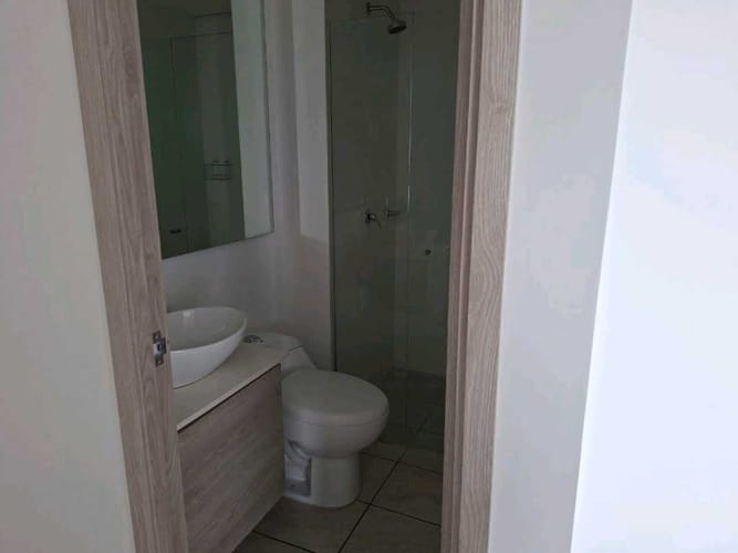 Apartamento de 3 alcobas en venta en Las Lomitas, Sabaneta, 76 m² · foto 17 de 18