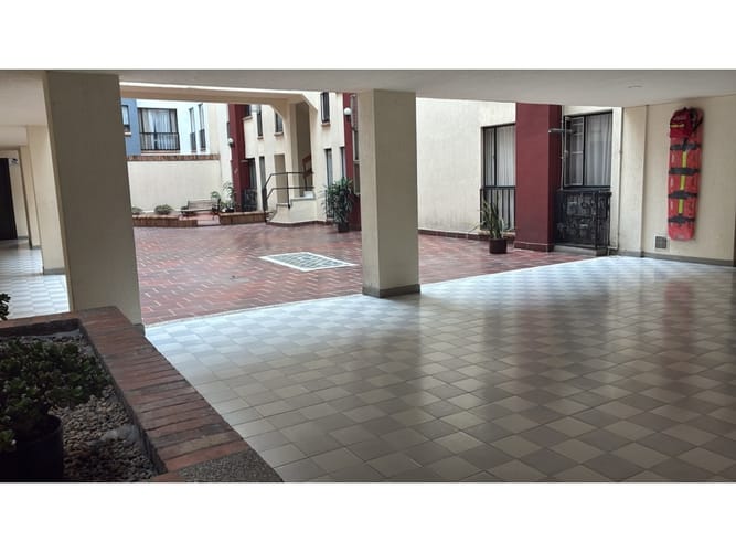 Apartamento de 2 alcobas en venta en Victoria Norte, Bogotá, 62 m² · foto 2 de 15