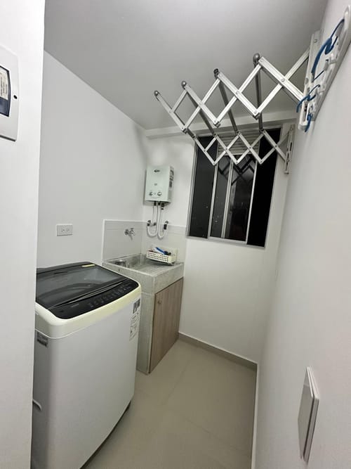 Apartamento de 3 alcobas en venta en Bello, 71 m² · foto 13 de 21