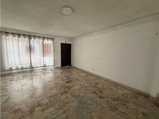 Casa de 4 alcobas en venta en Camino Real, Cali, 298 m² · foto 4 de 21