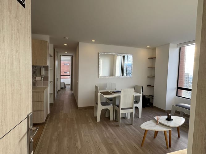 Apartamento de 2 alcobas en arriendo en Chapinero, Bogotá, 61 m² · foto 2 de 24