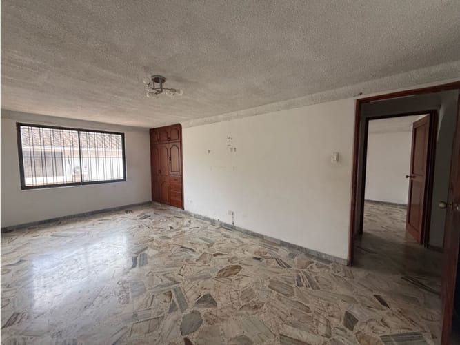 Casa de 4 alcobas en venta en Camino Real, Cali, 298 m² · foto 17 de 21
