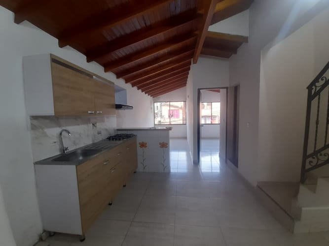 Apartamento de 3 alcobas en venta en Aures, Medellín, 50 m² · foto 4 de 15