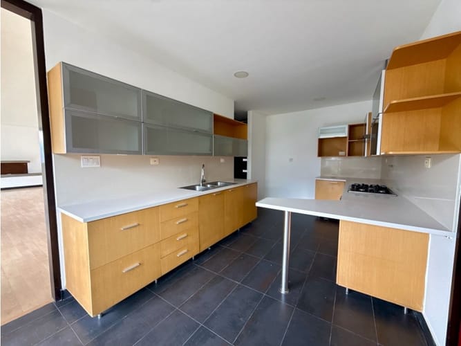 Apartamento de 4 alcobas en venta en Alejandría, Medellín, 360 m² · foto 7 de 24