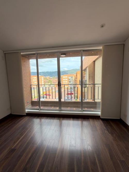 Apartamento de 3 alcobas en arriendo en Hacienda San Jose, Chía, 76 m² · foto 10 de 12