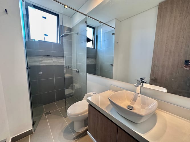 Apartamento de 3 alcobas en venta en La Carolina, Bogotá, 160 m² · foto 15 de 24