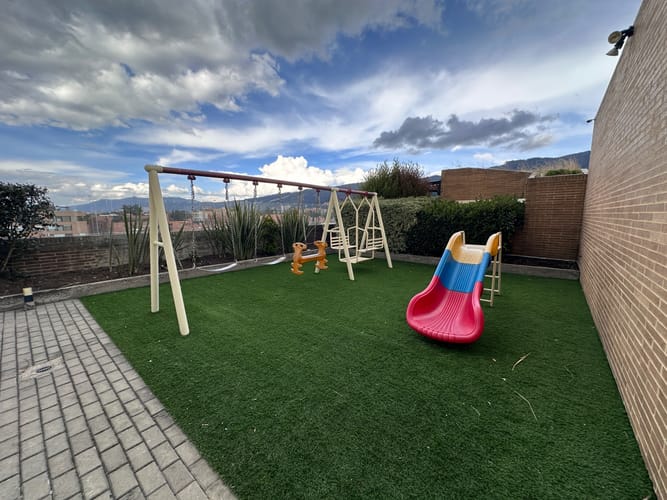 Apartamento de 3 alcobas en venta en La Carolina, Bogotá, 160 m² · foto 24 de 24