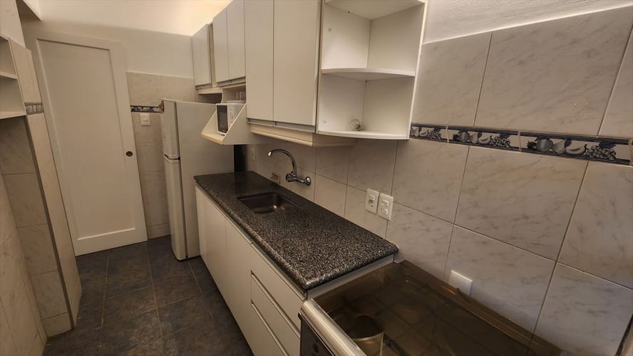 Apartamento en alquiler de 2 dormitorios. Carrasco · Foto 5
