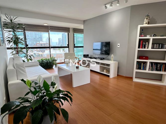 Departamento de 2 dormitorios y 2 baños alquiler anual Punta del Este · Foto 2