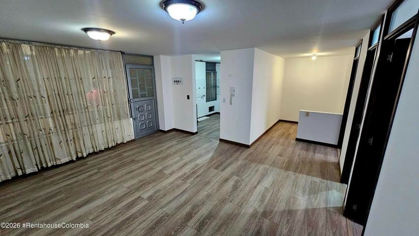 Apartamento de 2 alcobas en venta en Florida Blanca, Bogotá, 56 m² · foto 4 de 12