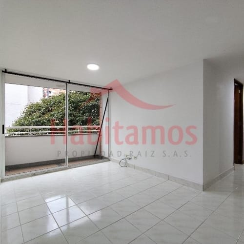 Apartamento de 3 alcobas en arriendo en Loma De Los Bernal, Medellín, 70 m² · foto 6 de 20