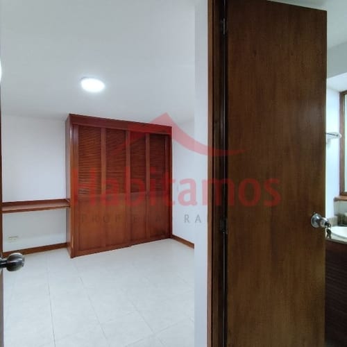 Apartamento de 3 alcobas en arriendo en Loma De Los Bernal, Medellín, 70 m² · foto 15 de 20