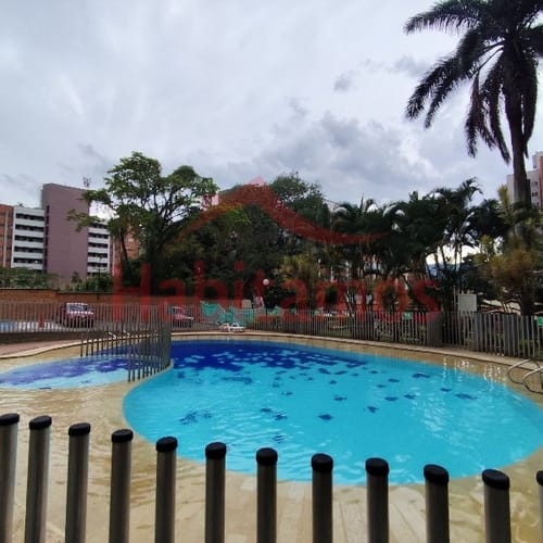 Apartamento de 3 alcobas en arriendo en Loma De Los Bernal, Medellín, 70 m² · foto 17 de 20