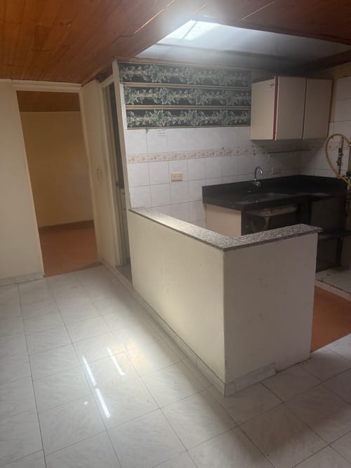 Casa de 8 alcobas en venta en Rincon De Suba, Bogotá, 320 m² · foto 8 de 8