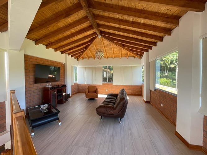 Casa de 4 alcobas en venta en Mampuesto, Rionegro, 370 m² · foto 7 de 10