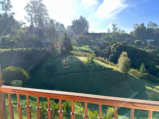 Casa de 4 alcobas en venta en Mampuesto, Rionegro, 370 m² · foto 8 de 10