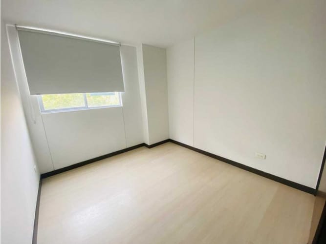 Apartamento de 3 alcobas en arriendo en Prados De Sabaneta, Sabaneta, 108 m² · foto 9 de 24
