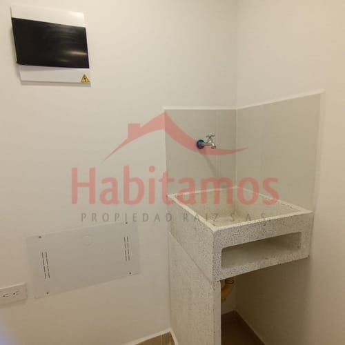 Apartamento de 2 alcobas en arriendo en Barro Blanco, Rionegro, 78 m² · foto 3 de 17