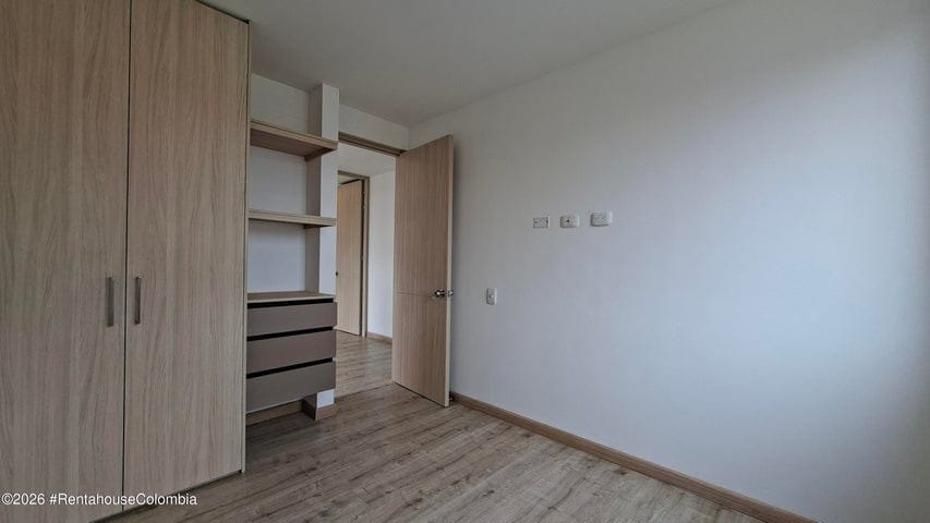 Apartamento de 3 alcobas en venta en Lagos De Torca, Bogotá, 82 m² · foto 16 de 24