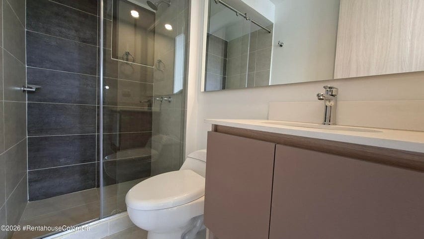 Apartamento de 3 alcobas en venta en Lagos De Torca, Bogotá, 82 m² · foto 12 de 24