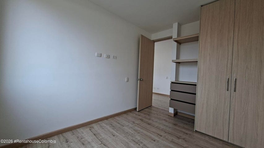 Apartamento de 3 alcobas en venta en Lagos De Torca, Bogotá, 82 m² · foto 18 de 24