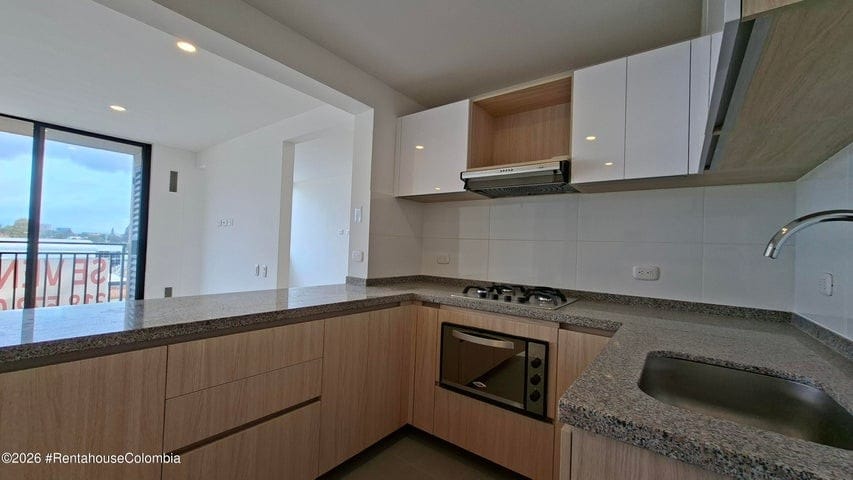 Apartamento de 3 alcobas en venta en Lagos De Torca, Bogotá, 82 m² · foto 6 de 24