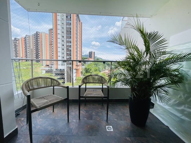 Apartamento de 2 alcobas en venta en Alto De Misael, Envigado, 82 m² · foto 9 de 17