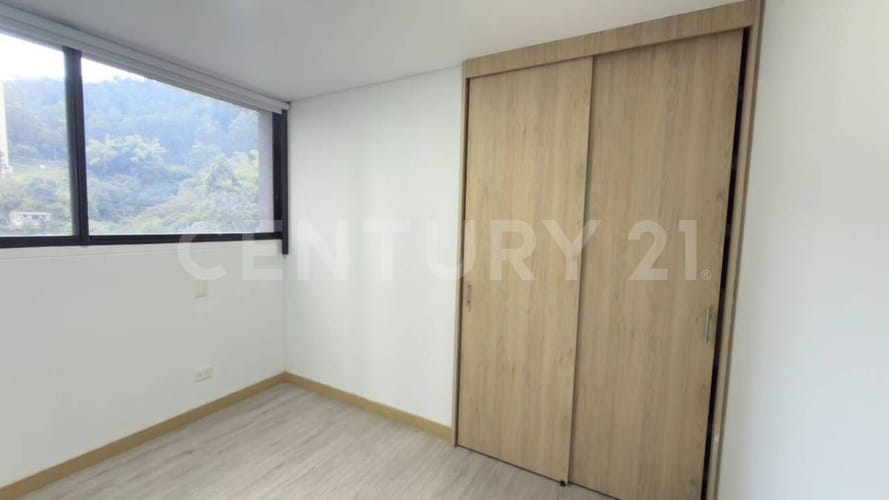 Apartamento de 3 alcobas en arriendo en El Poblado, Medellín, 95 m² · foto 6 de 16