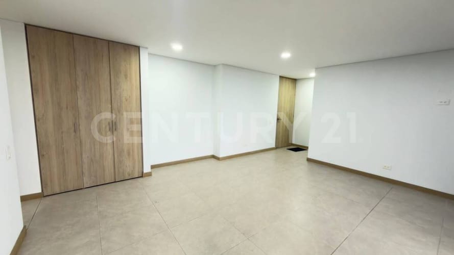 Apartamento de 3 alcobas en arriendo en El Poblado, Medellín, 95 m² · foto 8 de 16