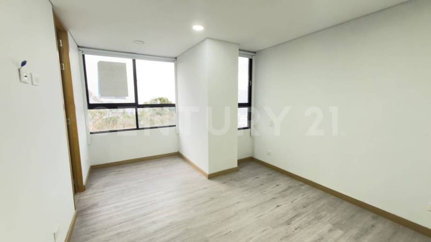 Apartamento de 3 alcobas en arriendo en El Poblado, Medellín, 95 m² · foto 11 de 16