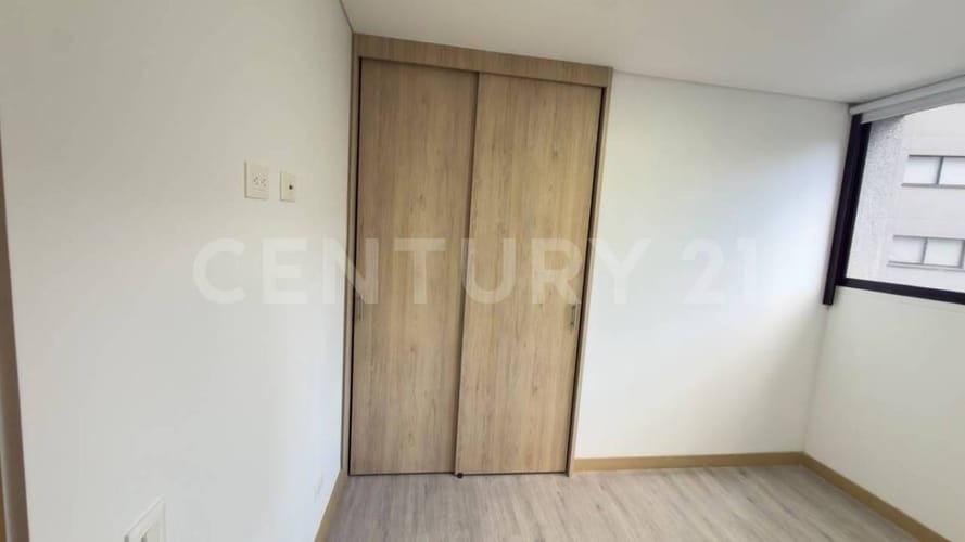Apartamento de 3 alcobas en arriendo en El Poblado, Medellín, 95 m² · foto 14 de 16