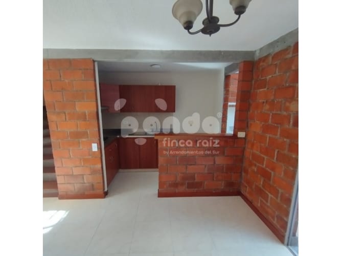 Casa de 3 alcobas en arriendo en San Agustin, La Estrella, 90 m² · foto 1 de 24