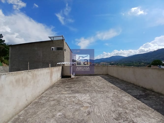 Apartamento de 3 alcobas en arriendo en Bahondo, Girón, 50 m² · foto 13 de 14